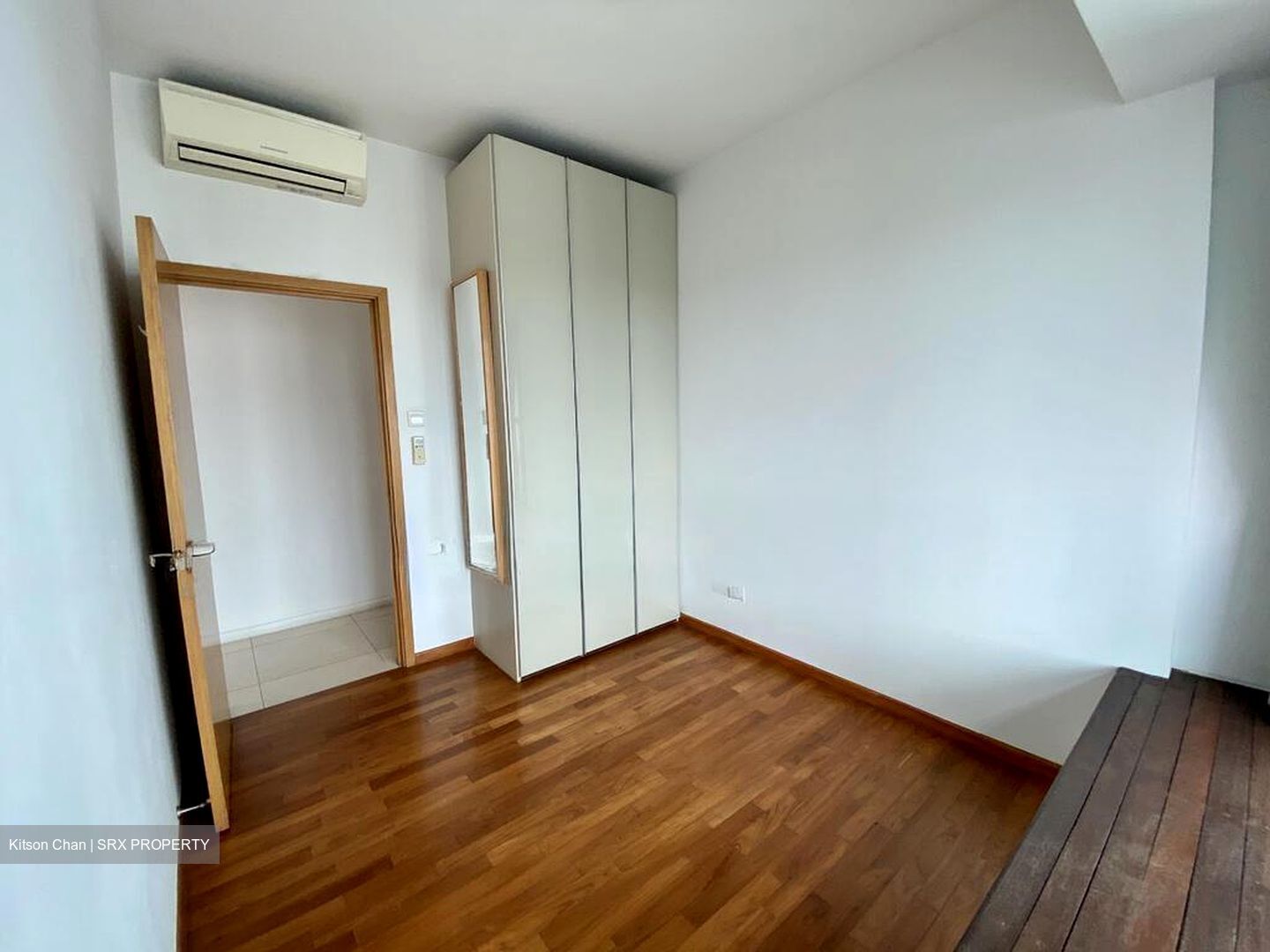 Pavilion 11 (D11), Condominium #496530271